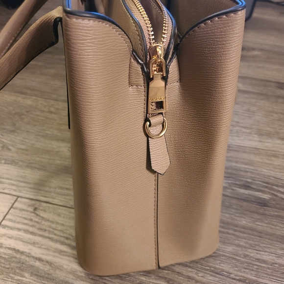 Top handle Bag by Bebe sport - Picture 9 of 11